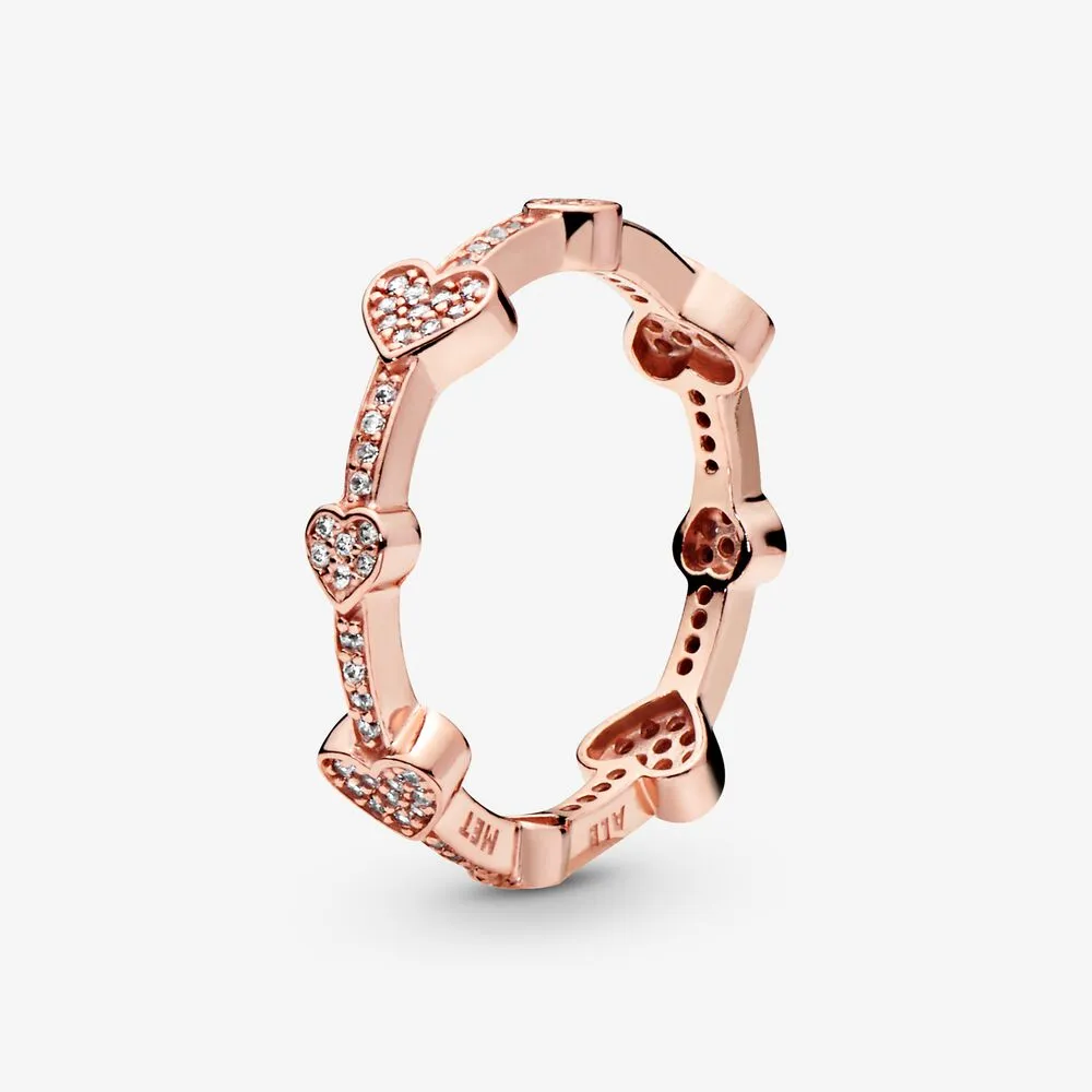 Pav&eacute; Hearts Band Ring