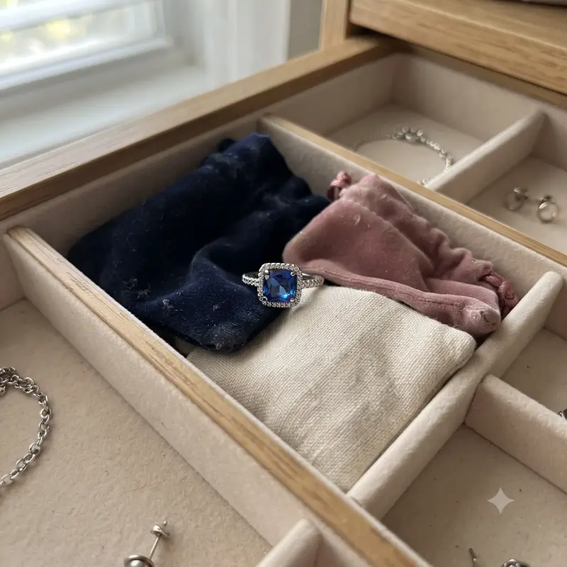 Blue Square Sparkle Halo Ring photo review