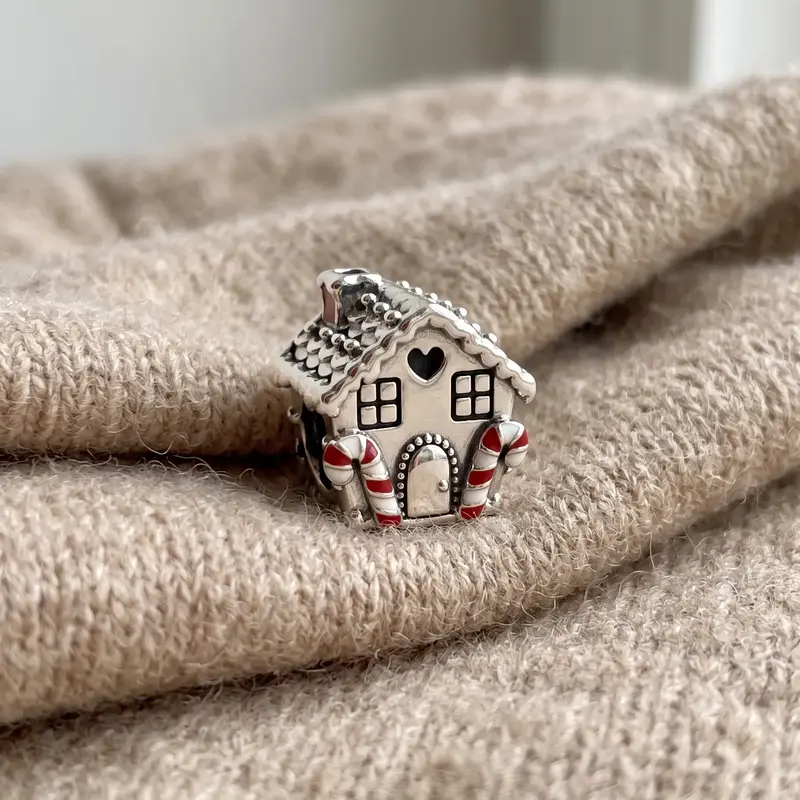Gingerbread House Charm photo review