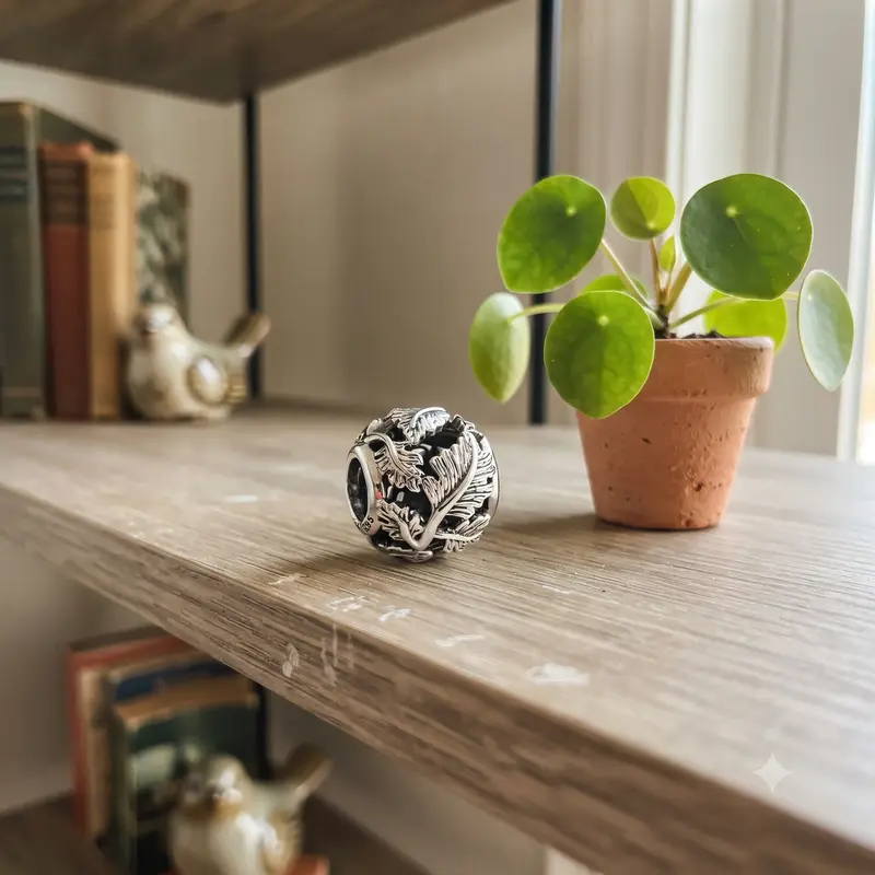 Openwork Leaves Charm photo review