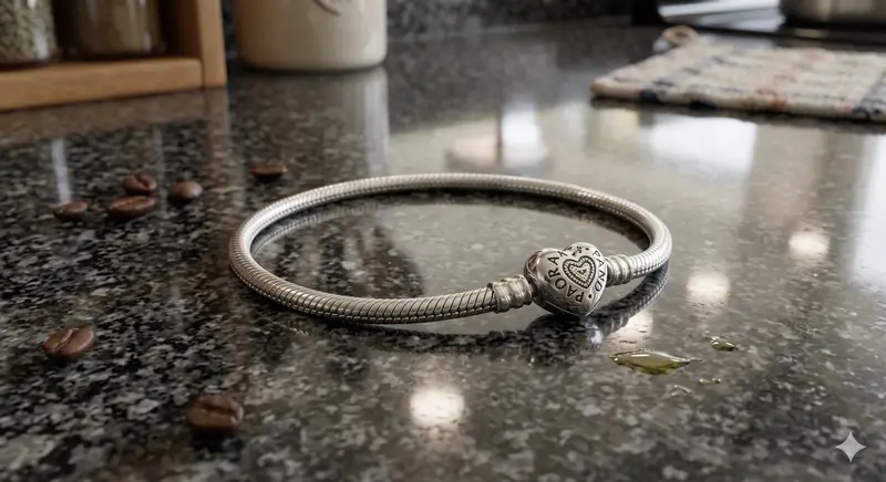 Pandora Moments Heart Clasp Snake Chain Bracelet photo review
