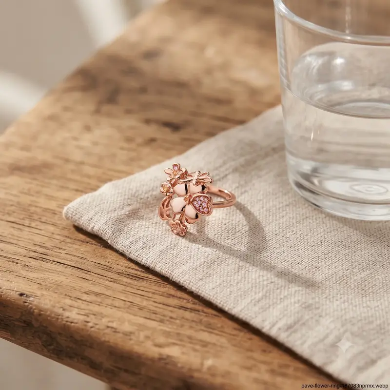Pav&eacute;&nbsp;Flower Ring photo review