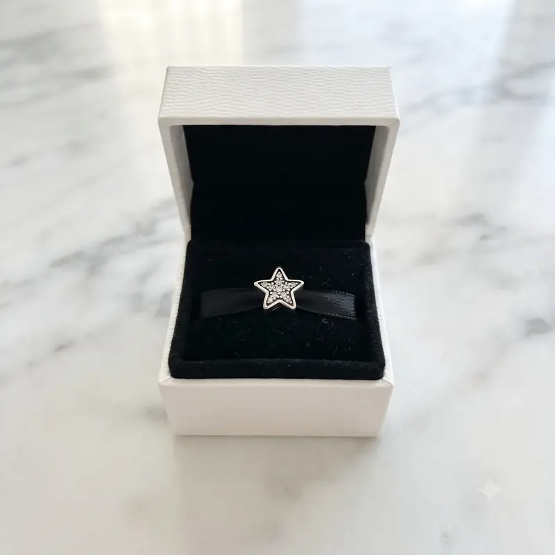 Pavé Star Locket Element photo review