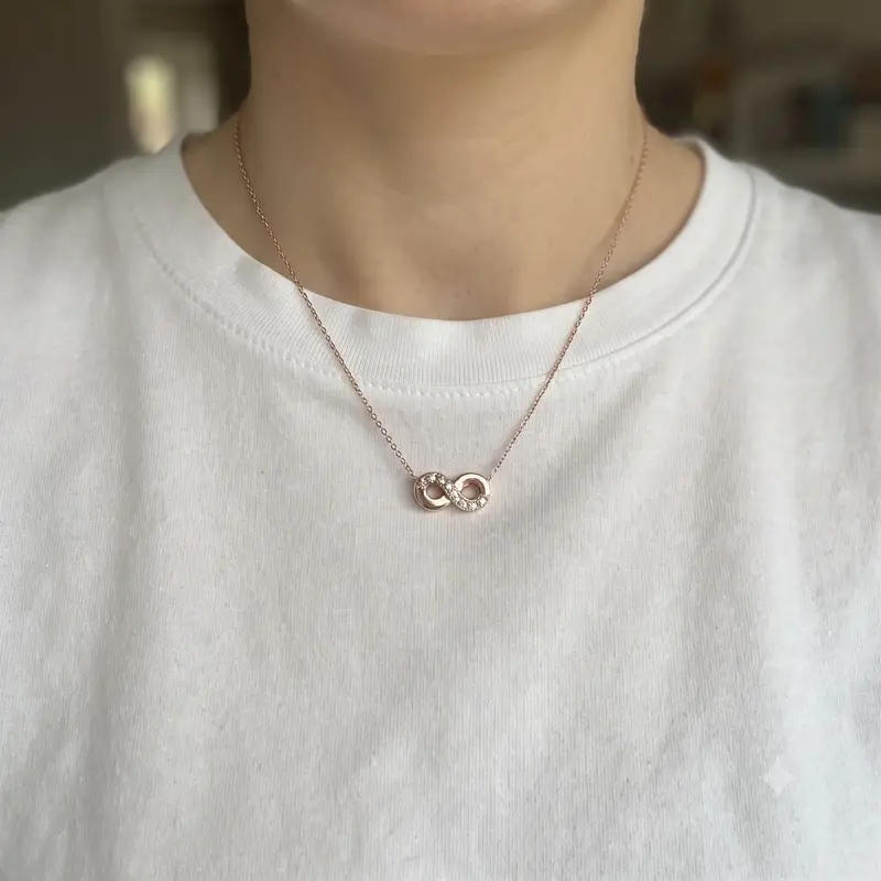 Sparkling Infinity Locket Element photo review