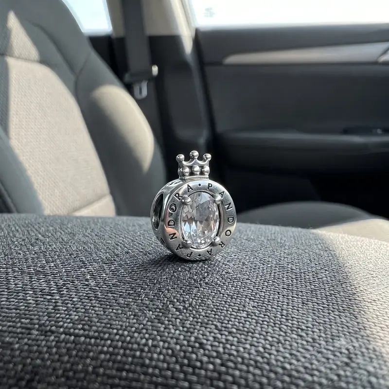 Clear Sparkling Crown O Charm photo review