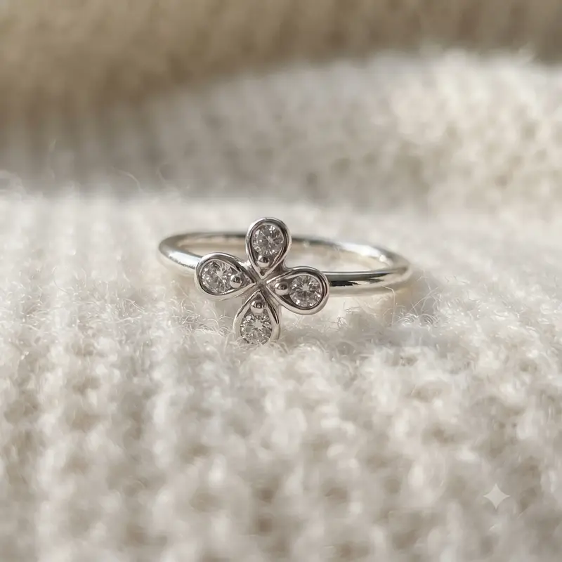 Four-Petal Flower Ring photo review