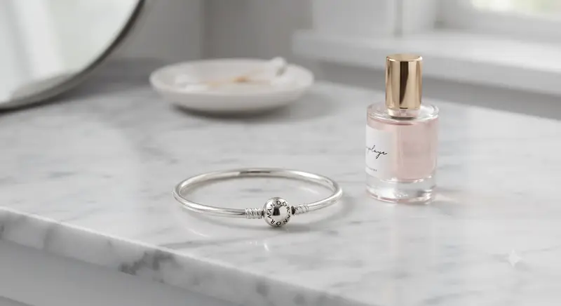 Pandora Moments Bangle photo review