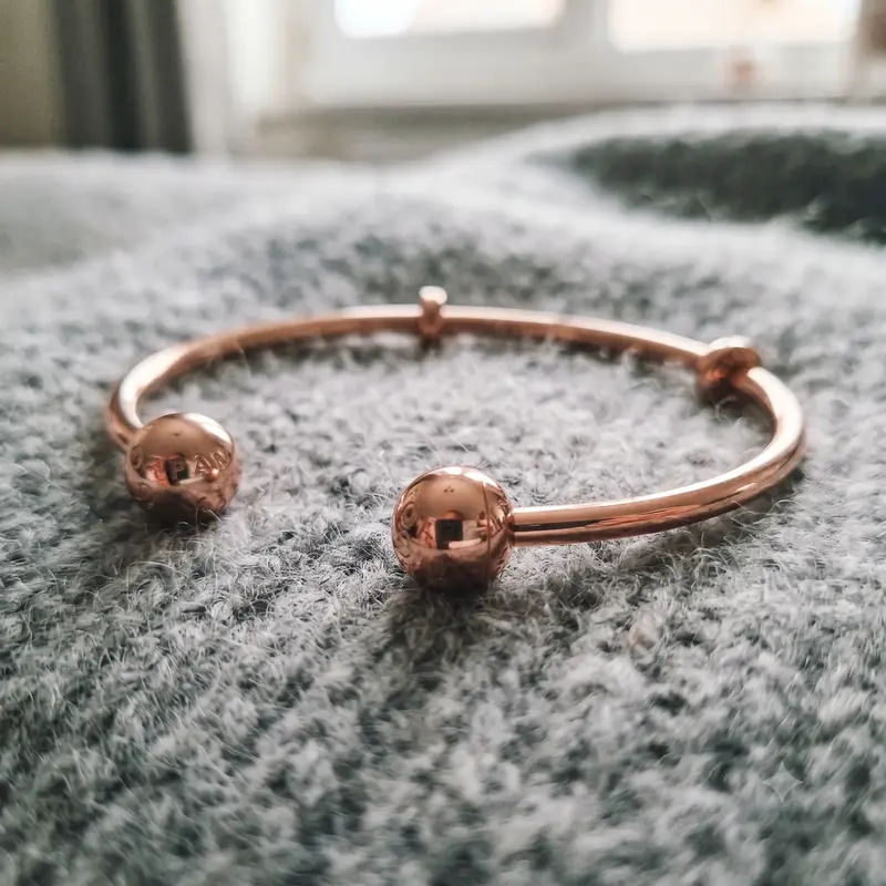 Pandora Moments Open Bangle photo review