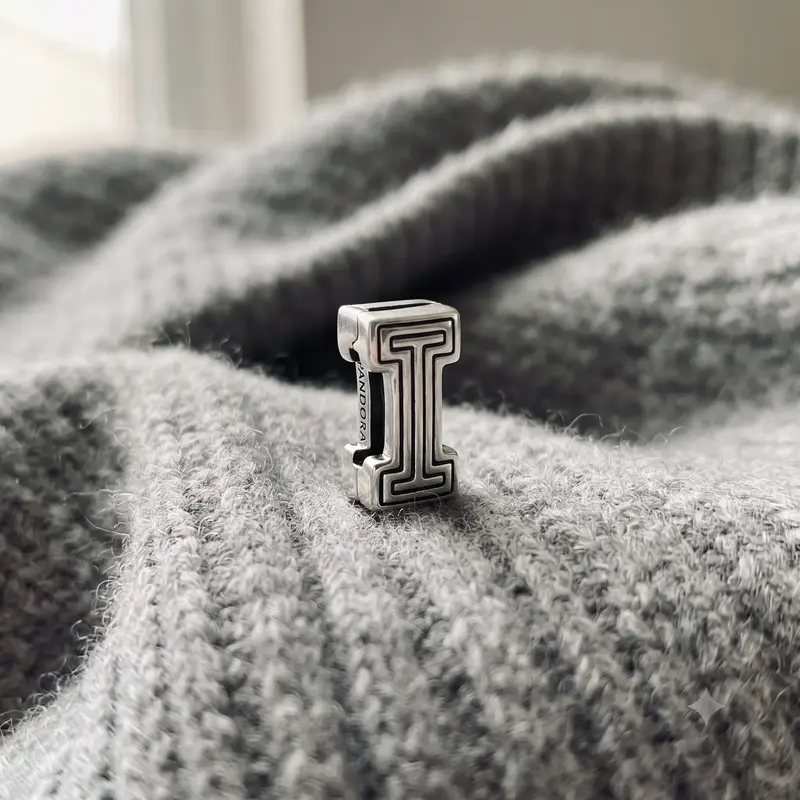 Pandora Reflexions™ Letter I Clip Charm photo review