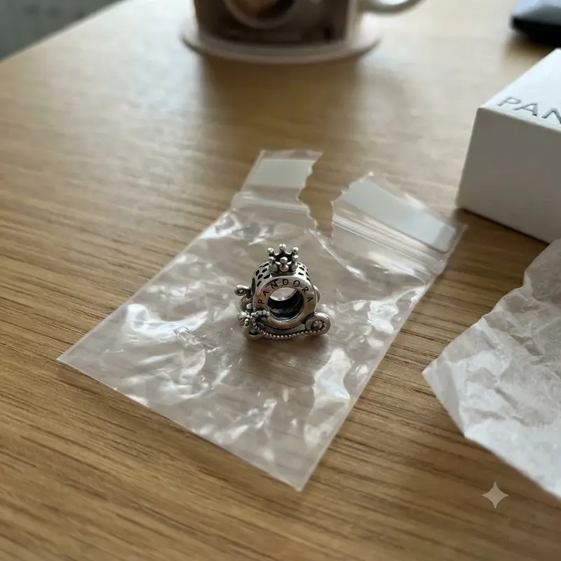 Polished Crown O Carriage Charm photo review