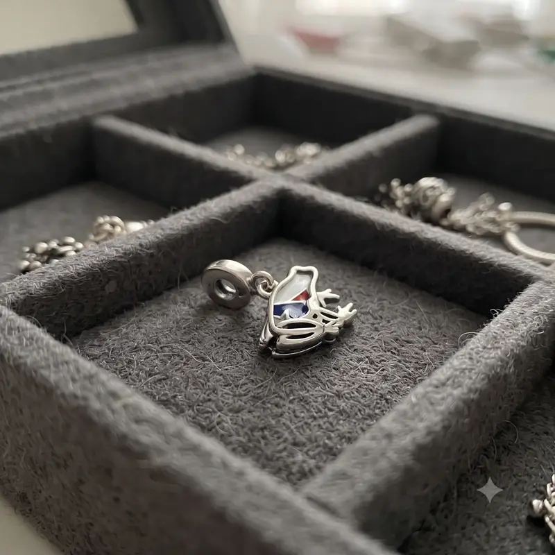 Puerto Rico Frog Dangle Charm photo review