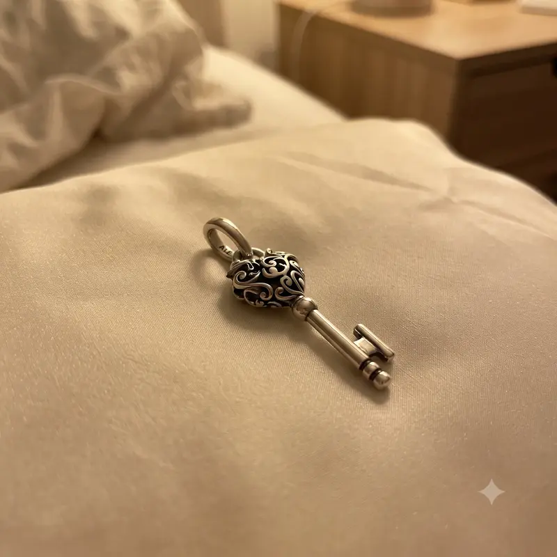 Regal Key Pendant photo review