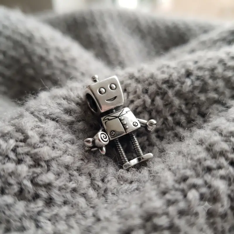 Rob Bot Charm photo review